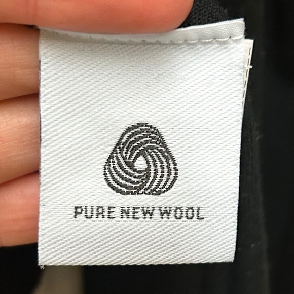 S MaxMara Pure New Wool Black & Cream Cardigan - Size M - Picture 3 of 8